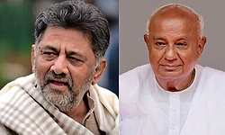 ರಾಜಕೀಯದಲ್ಲಿ ಉಳಿವಿಗಾಗಿ ದೇವೇಗೌಡರಿಂದ ಹೋರಾಟ: ಸಿಎಂ