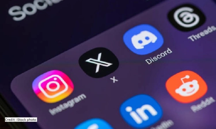 Soon Delhi residents can apply birth caste certificates on WhatsApp