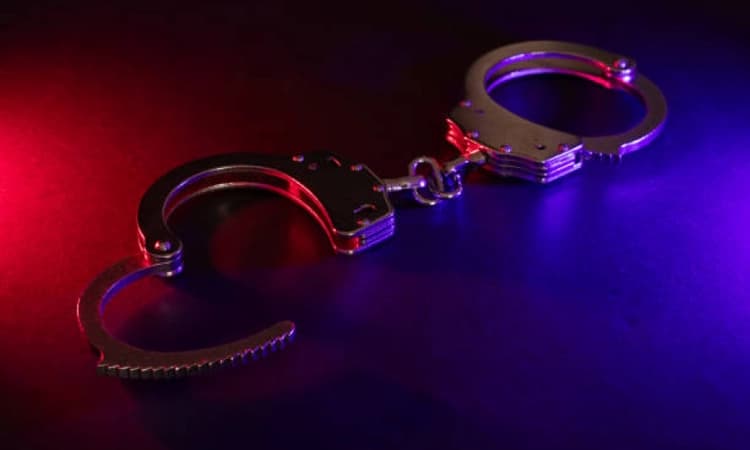 Jail warden arrested for smuggling mobile phone into Parappana Agrahara prison