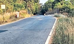 Public demand correction of dangerous curve near Kattebelthur railway bridge