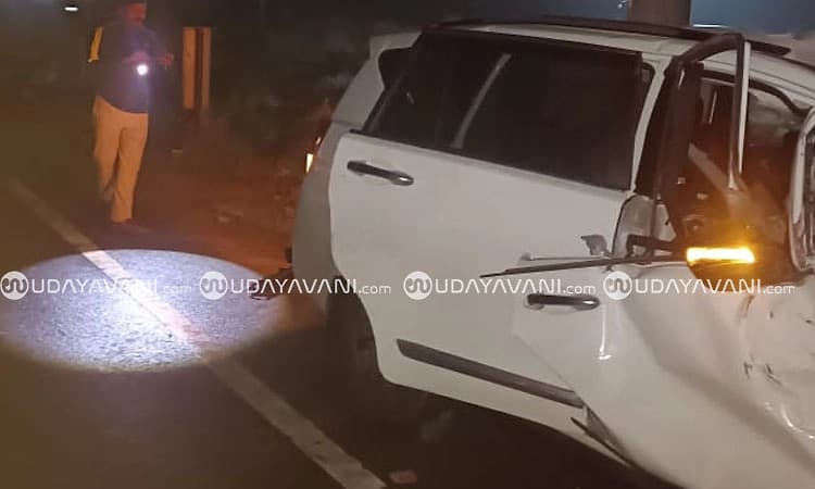 ಚಿತ್ರದುರ್ಗ: ಲಾರಿಗೆ ಕಾರು ಡಿಕ್ಕಿ; ಡಿವೈಎಸ್‌ಪಿ ತಾಯಿ ಸೇರಿ ಇಬ್ಬರು ದುರ್ಮರಣ