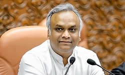 Kalaburagi: ಎಚ್ ಡಿಕೆ ಯಾವ ಪಾರ್ಟಿಯಿಂದ ರಾಜ್ಯ ರಾಜಕಾರಣಕ್ಕೆ ಬರ್ತಾರೆ: ಪ್ರಿಯಾಂಕ್ ಖರ್ಗೆ 