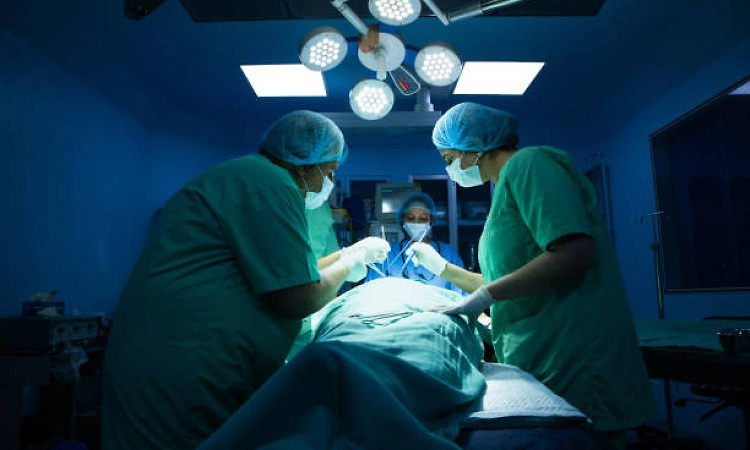 Delhi hospital surgeons conduct four robotic tele-surgeries