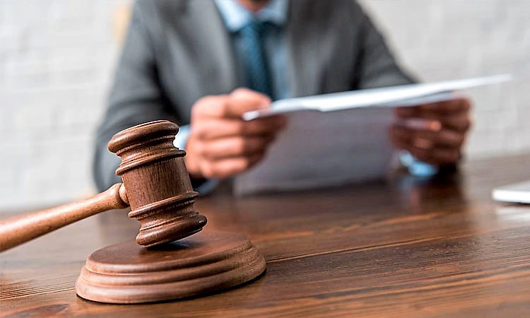 ಮಾಜಿ ಸಂಸದರೊಂದಿಗೆ ಅಕ್ರಮ ಸಂಬಂಧ ಆರೋಪ; ಪತ್ನಿಯ ಗೌರವಕ್ಕೆ ಧಕ್ಕೆ ತಂದ ಆರೋಪಿಗೆ ಶಿಕ್ಷೆ