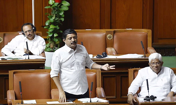 ನಗರ ಸಂಚಾರ ದಟ್ಟಣೆ ನಿಯಂತ್ರಣಕ್ಕೆ 13 ಪಾಲಿಕೆಗೆ ₹2,600 ಕೋಟಿ: ಬೈರತಿ ಸುರೇಶ್