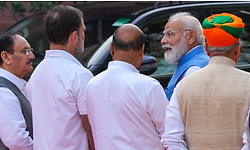 Interaction between PM Modi, Rahul Gandhi draws attention at commemoration event for Mahatma Phule