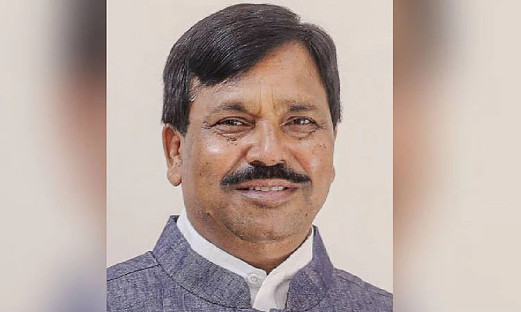 ಒಕ್ಕಲೆಬ್ಬಿಸುವುದರ ವಿರುದ್ಧ ಕೆಡಿಪಿ ಸಭೆಯಲ್ಲೇ ಕಣ್ಣೀರಿಟ್ಟ ಉಪಸಭಾಪತಿ ಲಮಾಣಿ!