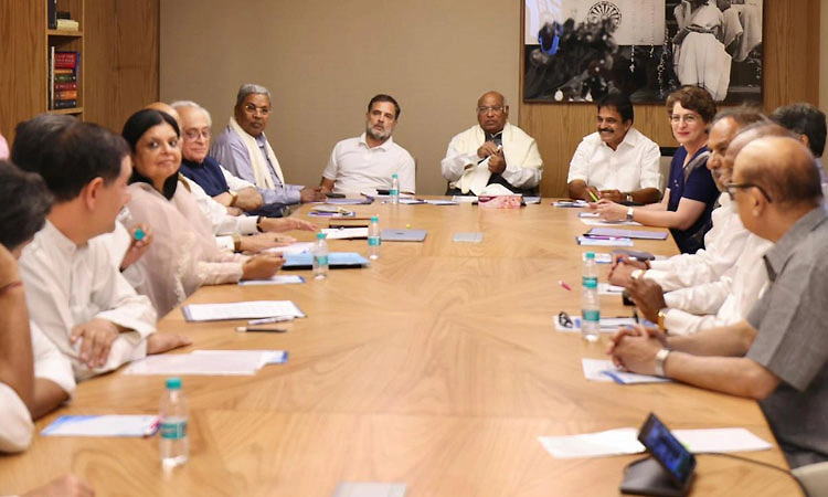 ಸಿಎಂ ಸಿದ್ದರಾಮಯ್ಯ-ವರಿಷ್ಠರ ಜತೆ ಆಗದ ಸಂಪುಟ ಪುನಾರಚನೆ ಚರ್ಚೆ