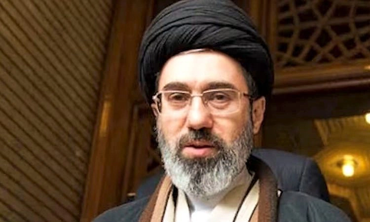 Iran: ಅಮೆರಿಕ ದಾಳಿಯಿಂದ ಮೊಜ್ತಬಾ ಖಮೇನಿಗೆ ತೀವ್ರ ಗಾಯ, ವಿರೂಪಗೊಂಡ ಮುಖ!