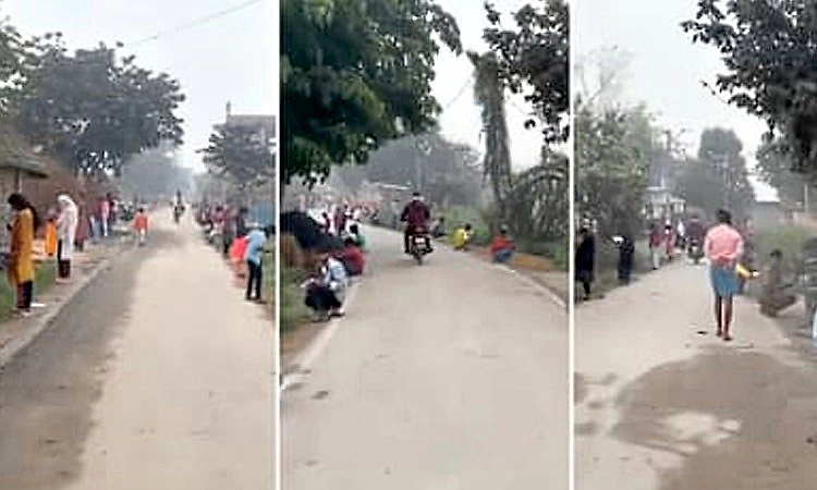 ಶಾಲೆಯೂ ಇಲ್ಲ, ಡೆಸ್ಕ್‌ ಬೆಂಚುಗಳೂ ಇಲ್ಲ: ರಸ್ತೆ ಬದಿಯಲ್ಲೇ ಪರೀಕ್ಷೆ ಬರೆದ ವಿದ್ಯಾರ್ಥಿಗಳು!