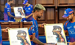 ಮುಂಬೈ ಜತೆ 15 ವರ್ಷ ಕಳೆದ ರೋಹಿತ್‌ಗೆ ಫ್ರಾಂಚೈಸಿ ಗಿಫ್ಟ್‌ 