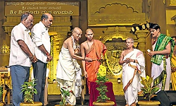 ಕೃಷ್ಣನ ಕಡೆಗೆ ಆಕರ್ಷಿಸಲು ಲೇಖನ ಯಜ್ಞ: ವೇದವರ್ಧನ ತೀರ್ಥ ಶ್ರೀ