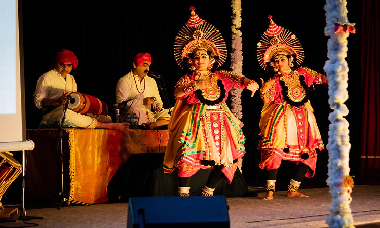 ಯಕ್ಷಮಿತ್ರ ಟೊರೊಂಟೊ: ಮನಮೋಹಕ "ಶಿವಭಕ್ತ ವೀರಮಣಿ' ಪ್ರದರ್ಶನ