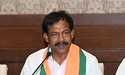 ರಾಜ್ಯದ ಗೃಹ ಸಚಿವರಿಗೆ ಸಿಎಂ ಬುದ್ಧಿ ಹೇಳಲಿ: ಸತೀಶ್‌ ಕುಂಪಲ