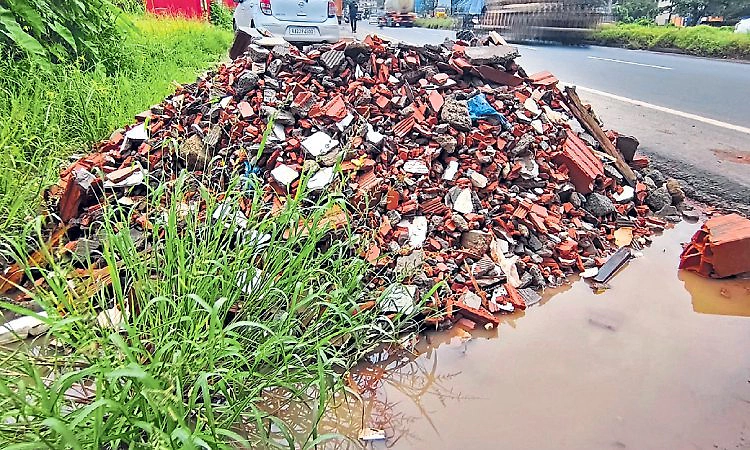 Mangaluru: ನಿರ್ಮಾಣ ತ್ಯಾಜ್ಯ: ಸ್ಥಳೀಯಾಡಳಿತಕ್ಕೆ ನೋಟಿಸ್‌
