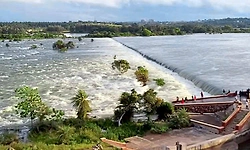 ಕಾವೇರಿ ಕೊಳ್ಳದಲ್ಲಿ ಮತ್ತೆ ಭುಗಿಲೆದ್ದ ಆಕ್ರೋಶ
