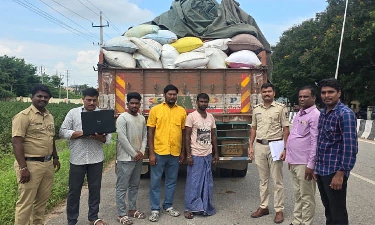 Truck carrying illegal ration rice seized in Siruguppa