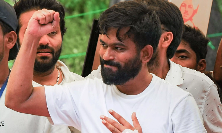 Haven't signed any bond promising not to protest again: Abhijeet Dipke