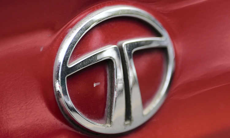 Tata Motors commercial vehicle biz to list on Nov 12