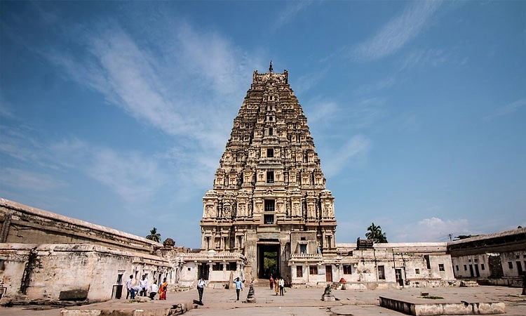 Kannada Rajyotsava: ಐತಿಹ್ಯವುಳ್ಳ ಪುರಾತನ  ಹಂಪಿ ವಿರೂಪಾಕ್ಷ ದೇವಾಲಯ: ವಿಜಯನಗರ ಜಿಲ್ಲೆ