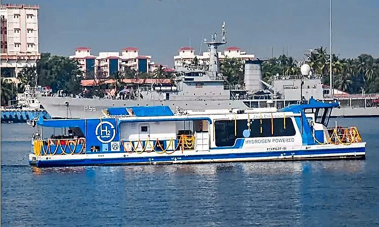 Sarbananda Sonowal flags off India's first indigenous hydrogen fuel-cell vessel in Varanasi