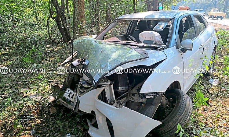 ಆನಂದಪುರ: ಚಾಲಕನ ನಿಯಂತ್ರಣ ತಪ್ಪಿ ಮರಕ್ಕೆ ಡಿಕ್ಕಿ ಹೊಡೆದ ಕಾರು