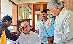 ವೀರ ಕಂಬಳ ಚಿತ್ರದಲ್ಲಿ ವೀರೇಂದ್ರ ಹೆಗ್ಗಡೆ ನಟನೆ