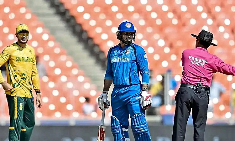 ICC T20 World Cup: ಅಂಪೈರ್‌ ಜತೆ ವಾಗ್ವಾದ ಮಾಡಿದ ಅಫ್ಘಾನ್‌ ಆಲ್‌ ರೌಂಡರ್‌ ನಬಿಗೆ ದಂಡ