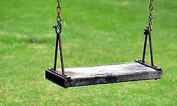 'ಇವಳಿಗೆ ತಲೆ ಸರಿ ಇಲ್ಲ' ಎಂದು ಹೇಳಿ ವಿಶೇಷ ಚೇತನ ಮಗುವಿಗೆ ಆಟವಾಡಲು ಬಿಡದ ಗಾರ್ಡ್ಸ್