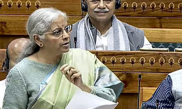 ರಾಜ್ಯಗಳಿಗೆ ಯಾವುದೇ ಅನುದಾನ ಕಡಿತಗೊಳಿಸಿಲ್ಲ: ಸಚಿವೆ ನಿರ್ಮಲಾ