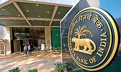 ವಿಮೆ, ಮ್ಯೂಚವಲ್ ಫಂಡ್‌ ಖರೀದಿಗೆ ಗ್ರಾಹಕರಿಗೆ ಬ್ಯಾಂಕ್‌ ಒತ್ತಡ ಸಲ್ಲದು! ಆರ್‌ಬಿಐ