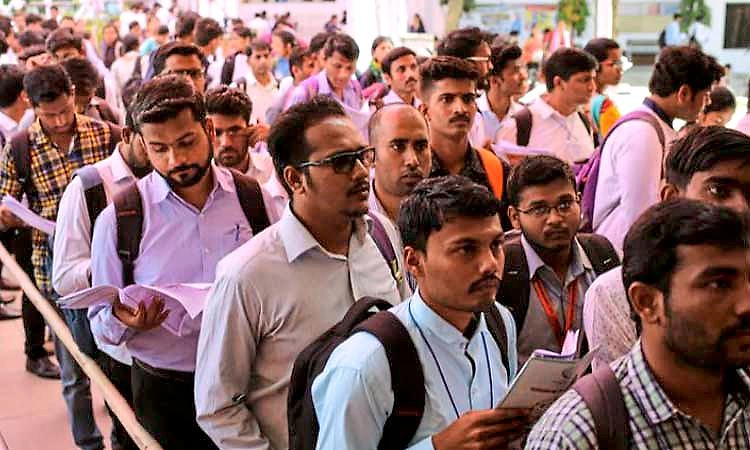 ಶಿಕ್ಷಿತ ಯುವಜನತೆಗೆ ಸರಕಾರ ಉದ್ಯೋಗ ಭಾಗ್ಯ ಕರುಣಿಸಲಿ