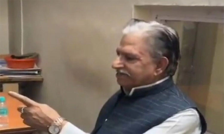 Farooq Abdullah targeted for 20 years: Detailed probe into background of the arrested person