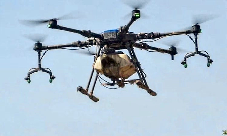 Jammu: ಗಡಿಯಲ್ಲಿ ಪಾಕ್ ಡ್ರೋನ್ ಅಟ್ಟಹಾಸ; ಸುಮಾರು 8 ಕೋಟಿ ಮೌಲ್ಯದ ಹೆರಾಯಿನ್ ವಶ