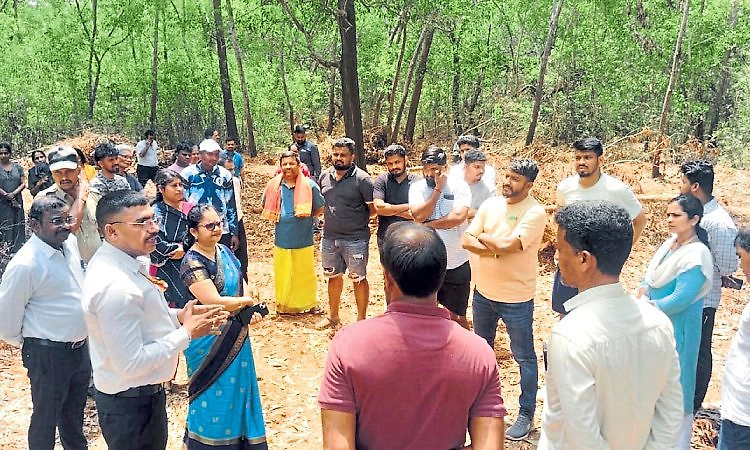 Thekkatte: ಡಿಸಿ ಸ್ಥಳ ಪರಿಶೀಲನೆಗೆ ಬಂದಾಗ ಗ್ರಾಮಸ್ಥರಿಂದ ವಿರೋಧ