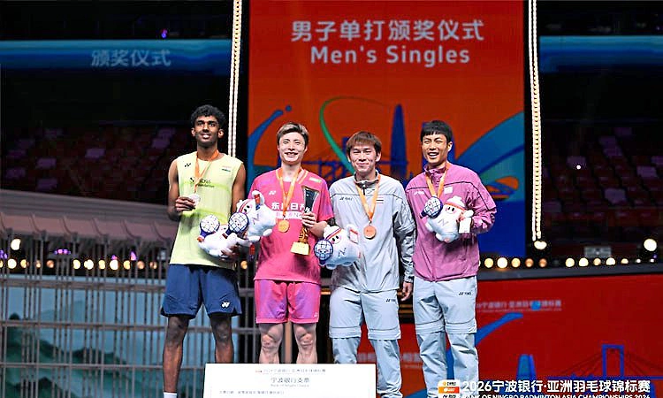 ಬ್ಯಾಡ್ಮಿಂಟನ್ ಏಷ್ಯಾ ಚಾಂಪಿಯನ್ ಶಿಪ್ ಆಯುಷ್ ಶೆಟ್ಟಿಗೆ ರಜತ ಗೌರವ  