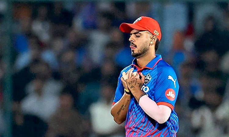  IPL: ಆಡಲಿಳಿಯದ ನಿತೀಶ್ ರಾಣಾಗೆ ಬಿತ್ತು ದಂಡ!  