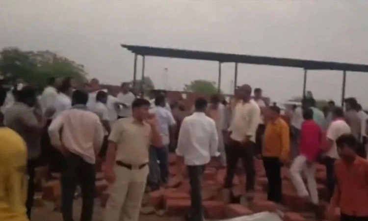 ಮಹಾರಾಷ್ಟ್ರ: ಸಾಂಗ್ಲಿ ದೇವಸ್ಥಾನದ ಗೋಡೆ ಕುಸಿತ; ಆರು ಭಕ್ತರ ಸಾವು, ಹಲವರಿಗೆ ಗಾಯ