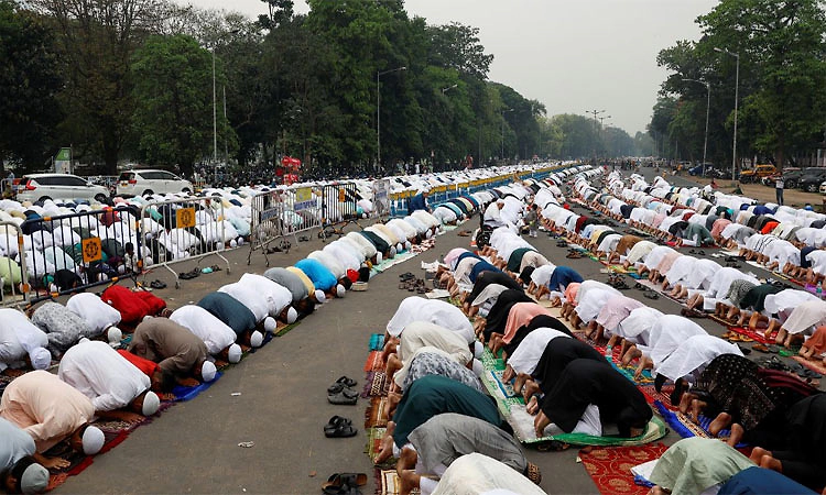 West Bengal: ಸಾರ್ವಜನಿಕ ಸ್ಥಳದಲ್ಲಿ ನಮಾಜ್‌, ಗೋ ಕಳ್ಳಸಾಗಣೆಗೆ ಅವಕಾಶವಿಲ್ಲ: ಶಾಸಕ ಸಿಂಗ್
