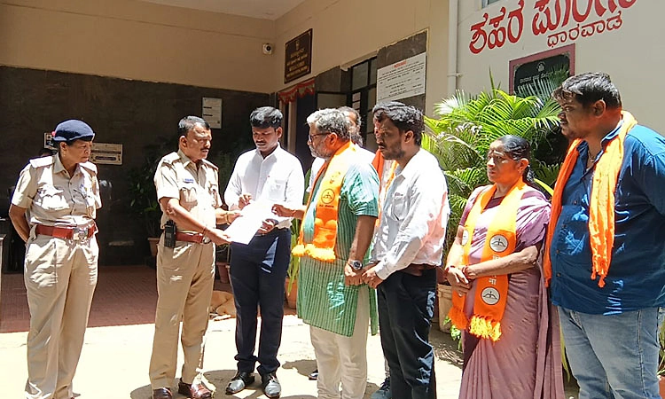 ಅವಹೇಳನಕಾರಿ ಹೇಳಿಕೆ: ಪ್ರೊ.ಭಗವಾನ್ ವಿರುದ್ಧ ಧಾರವಾಡದಲ್ಲಿ ಶಿವಸೇನಾ ದೂರು