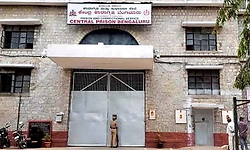 ಬೆಂಗಳೂರು ಸರಣಿ ಬಾಂಬ್ ಸ್ಫೋಟ ಆರೋಪಿ ಖಾದರ್ ಸಾವು