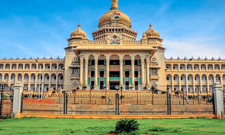 ಸರ್ಕಾರಕ್ಕೆ ಭೂದಾನ ಮಾಡುವವರಿಗೆ ಈಗ ‘5 ಗುಂಟೆ’ ಮಿತಿ ಅಡ್ಡಿ
