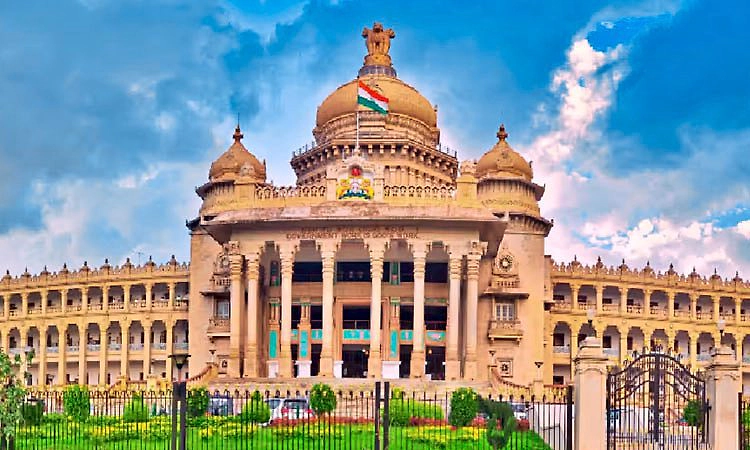 ಸರ್ಕಾರಿ ಆಸ್ಪತ್ರೆಗಳಲ್ಲಿ ತಜ್ಞ ವೈದ್ಯರ ಕೊರತೆ ನೀಗಿಸಲು ದತ್ತು