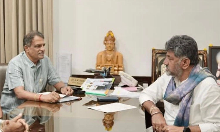 ಕರಾವಳಿ ಸಚಿವ ಸಂಪುಟ ಸಭೆ : 5 ಸಾವಿರ ಕೋಟಿ ಪ್ಯಾಕೇಜ್‌ಗೆ ಭಂಡಾರಿ ಮನವಿ