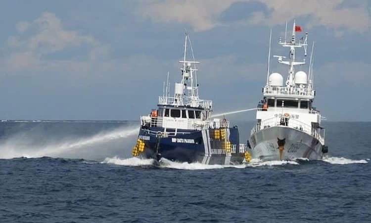 China Attack: ಗಡಿ ದಾಟಿದ ಫಿಲಿಪ್ಪೀನ್ಸ್‌ ಸರ್ಕಾರಿ ಹಡಗಿನ ಮೇಲೆ ಚೀನಾ ದಾಳಿ!