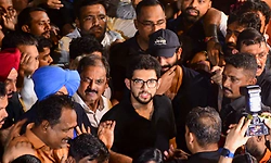 ಸಿಇಸಿ ವಿರುದ್ಧ ಪ್ರತಿಭಟನೆ: ಆದಿತ್ಯ ಠಾಕ್ರೆ, ಅಮಿತ್ ಠಾಕ್ರೆ ಸೇರಿ 25 ಮಂದಿಯ ವಿರುದ್ಧ FIR