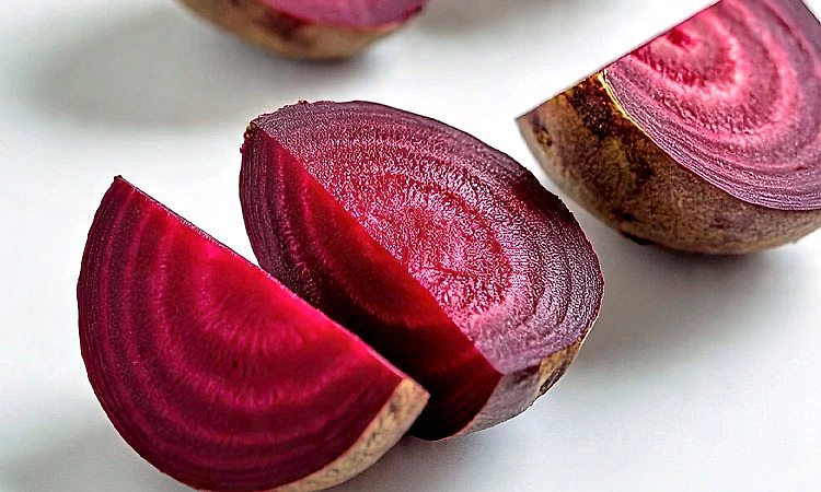 Glowing Skin: ಹೊಳೆಯುವ ತ್ವಚೆಗೆ ಬೀಟ್‌ರೂಟ್ ನ ನೈಸರ್ಗಿಕ 5 ಸರಳ ವಿಧಾನ