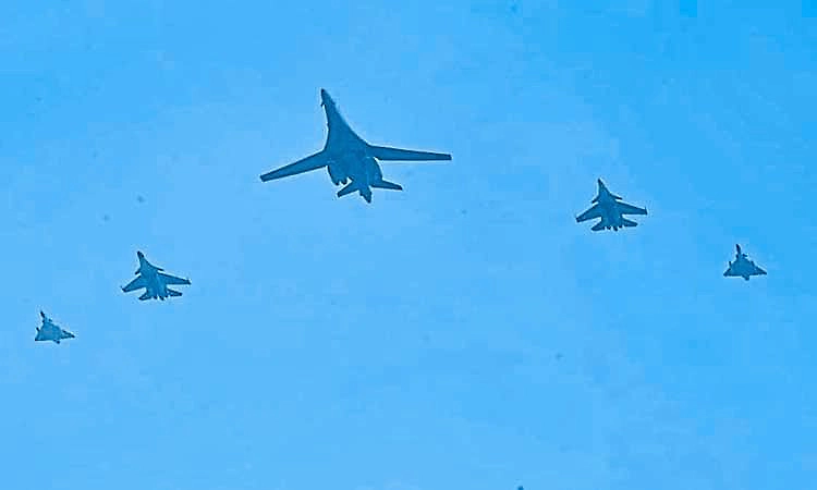 ಅಮೆರಿಕದ ಬಾಂಬರ್‌ಗಳ ಜತೆ ಭಾರತ ವಾಯುಪಡೆ ಸಮರಾಭ್ಯಾಸ