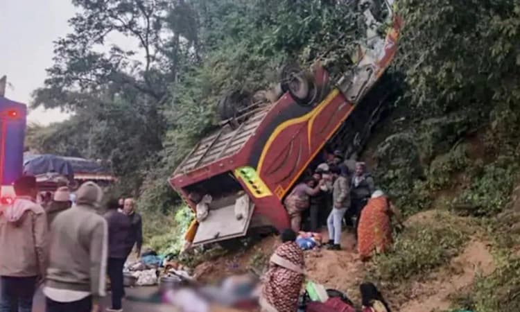 At least nine dead, 22 injured as bus falls off road in Andhra Pradesh