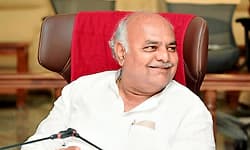 Suvarna Soudha: 2023ರಿಂದಲೇ ನೇಕಾರರಿಗೆ ಉಚಿತ ವಿದ್ಯುತ್‌ ಬೇಡಿಕೆ ಪರಿಶೀಲನೆ ಭರವಸೆ